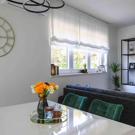 Apartman Anna Zára Kültér fotó
