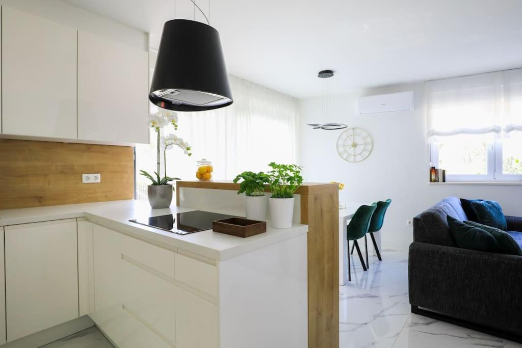 Apartman Anna Zára Kültér fotó